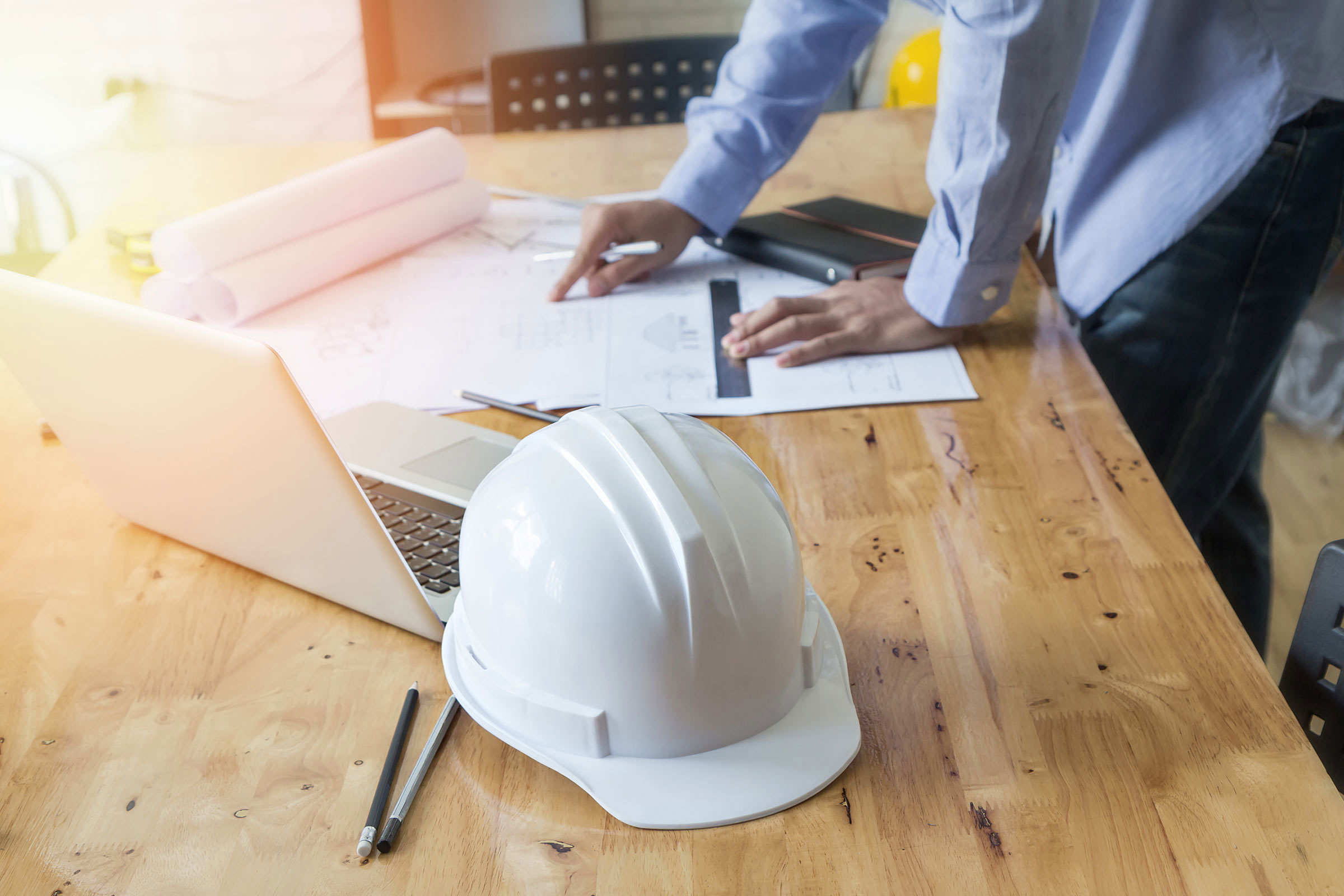 Planning, executing, and monitoring construction and installation measures